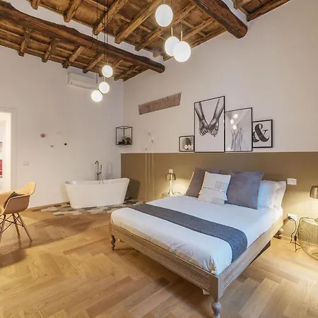 Luxurious Heart Of Trastevere